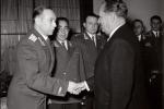 Sa delegacijom sovjetske armije koju je predvodio general-pukovnik Vladimir Komarov