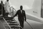 Predsednici Tito i Sukarno na do?eku predsednika Malija, Modibo Keite, na aerodromu u Batajnici