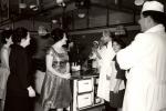 Do?ek Nove 1962. godine u Beloj vili na Brionima: sa osobljem u kuhinji Bele vile