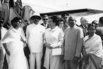 Poseta Indiji: dolazak Jovanke Broz u Bombaj i susret sa guvernerom
