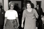 Susret Jovanke Broz sa suprugom Predsednika Tanzanije g?om Njerere u U?i?koj 15