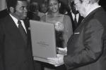 Sve?ani prijem u SIV-u u ?ast predsednika Nguabija i njegove supruge: razmena odlikovanja