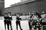 Poseta SSSR-u: polaganje venca na Mauzolej Vladimira Ilji?a Lenjina na Crvenom trgu